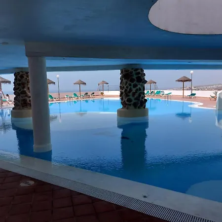 Island-village-jasmine 아데제