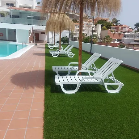 Island-village-jasmine * Costa Adeje (Tenerife)